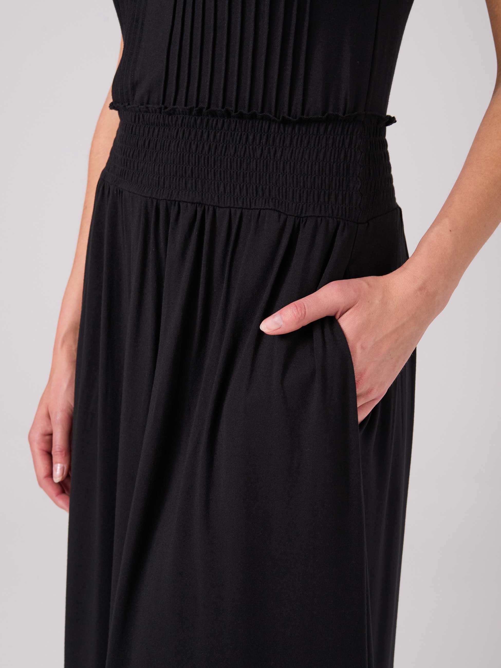 Pin Tuck Maxi Dress - Black - Image 5